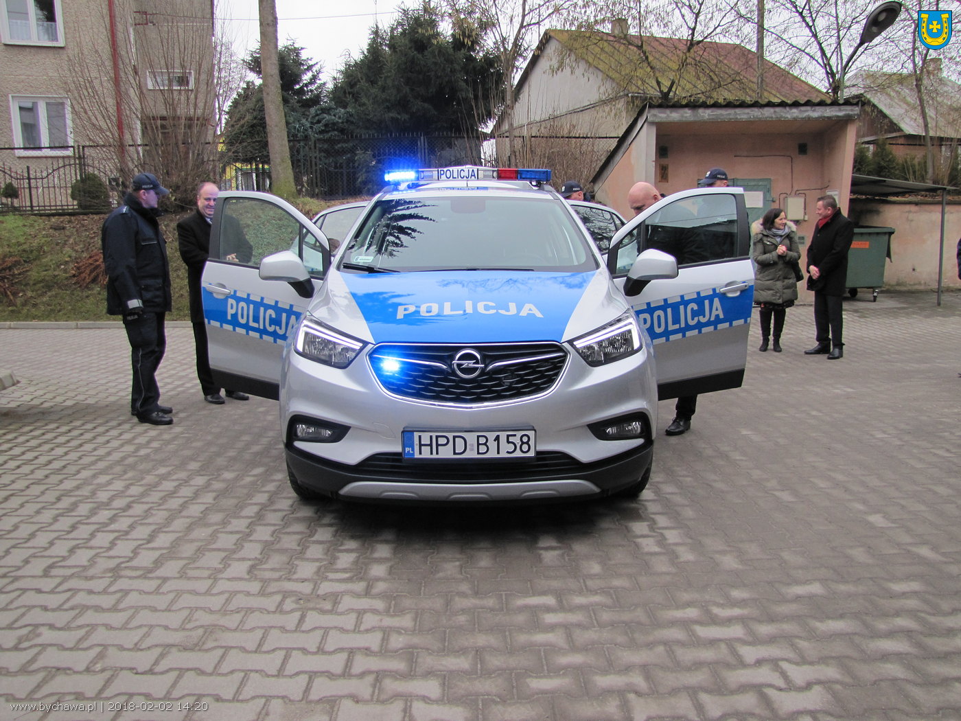 Przekazanie nowego samochodu policyjnego z napędem 4×4 na potrzeby Komisariatu Policji w Bychawie